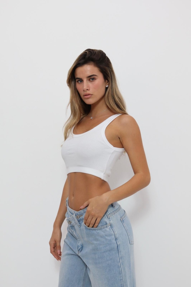 77cd53ff 4103 4e0a A909 Ee082cde8451