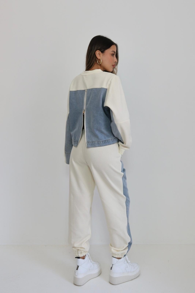 20b8471e D09a 4bbe 983e D9d28d9ccab6