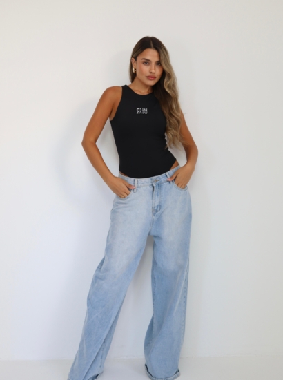 בגד גוף miu