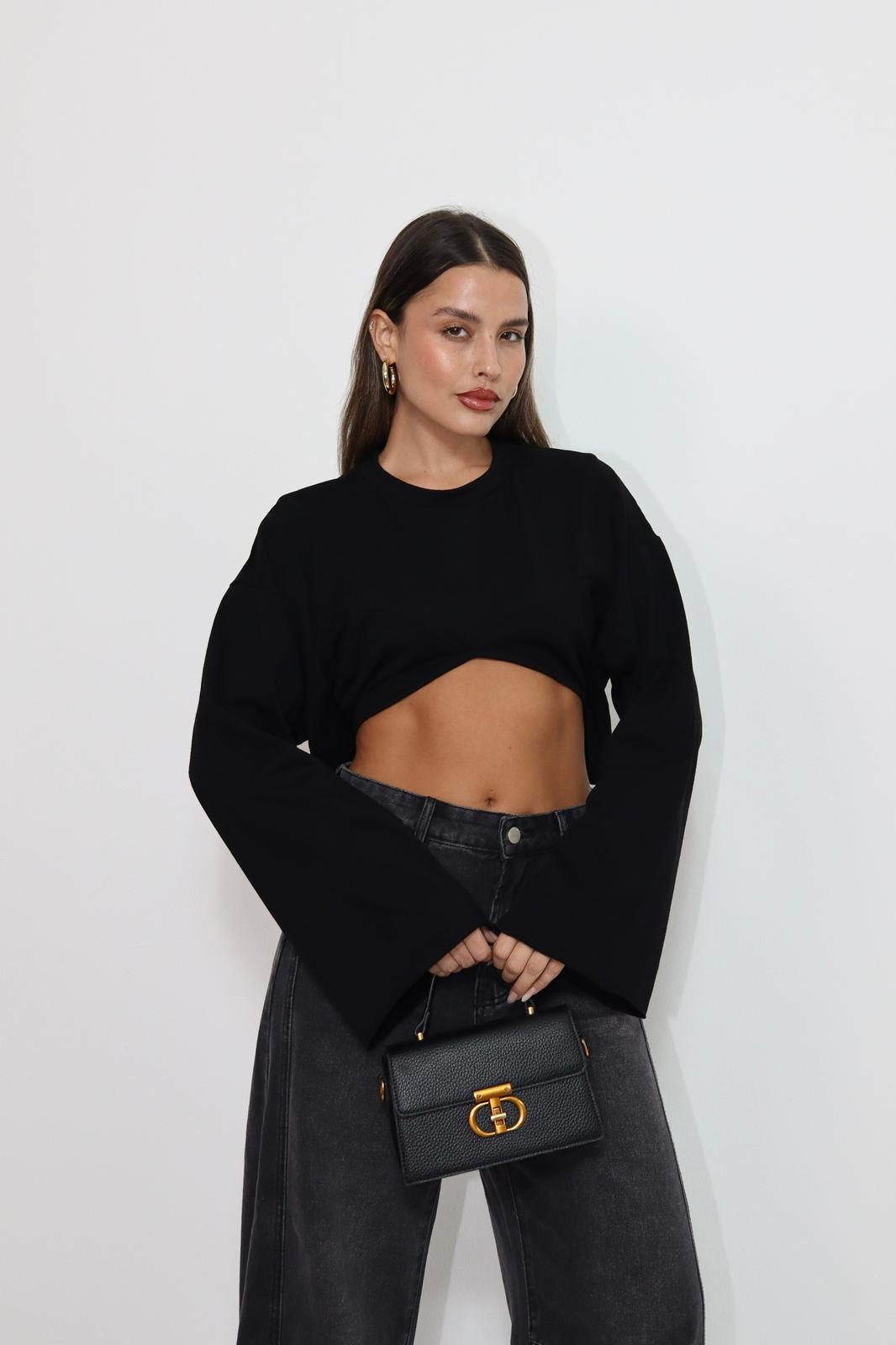 44f8db6d 4d1a 484b B123 271742710f53