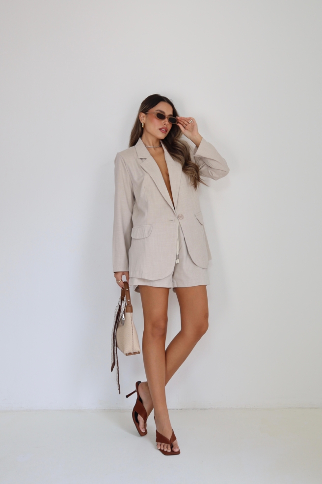 98adae93 01d0 4aa7 932b E57cf6cc9e46