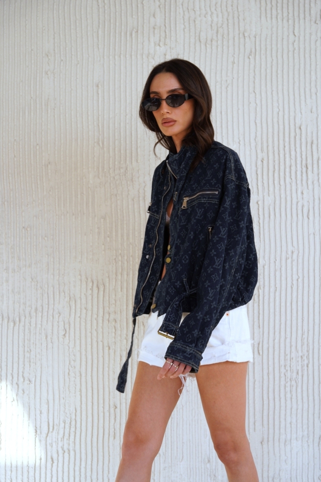 Ae353a32 4d4e 428b B336 75399b749ba3