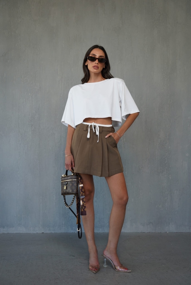 B8efa8e2 De25 48de Af1e Aedde704f63a