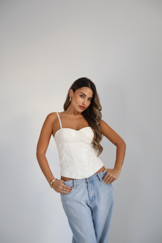 C7703d0e 2c00 415e A5a9 1b07f71ada4d