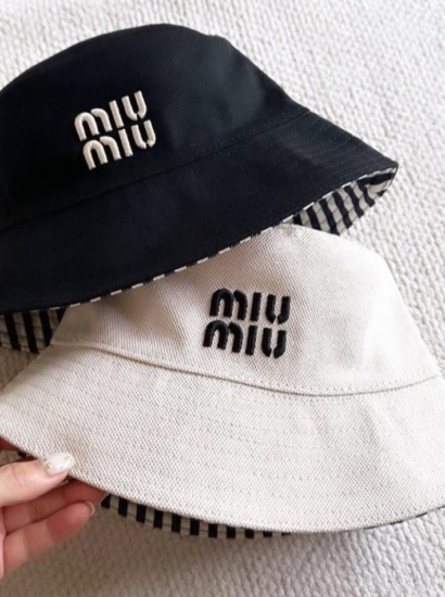 כובע miu פסים/חלק