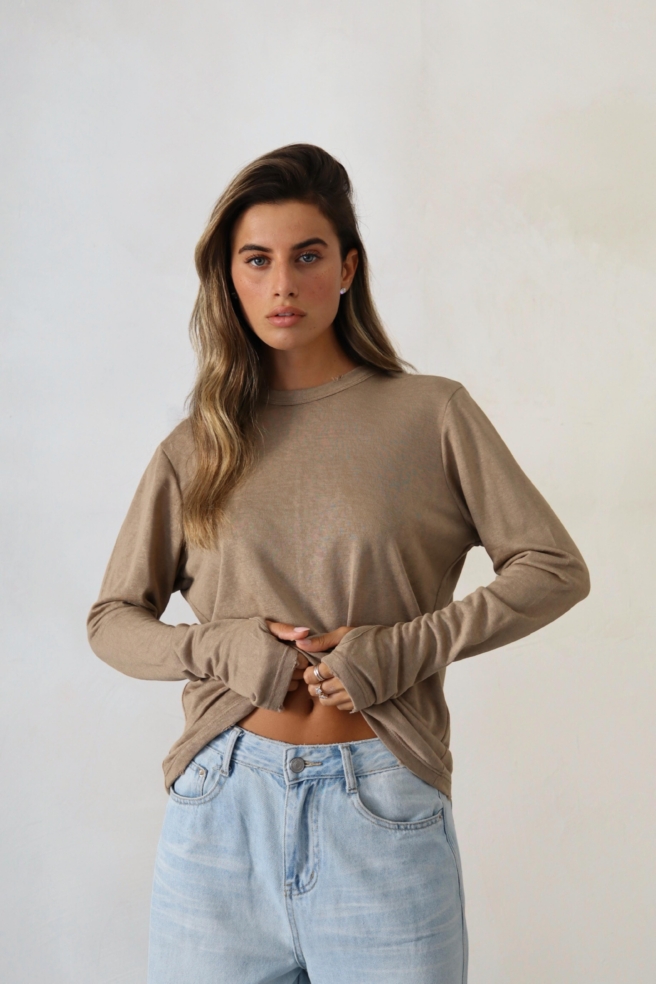 58a0f84a 4928 46f1 852a F4fa23264897