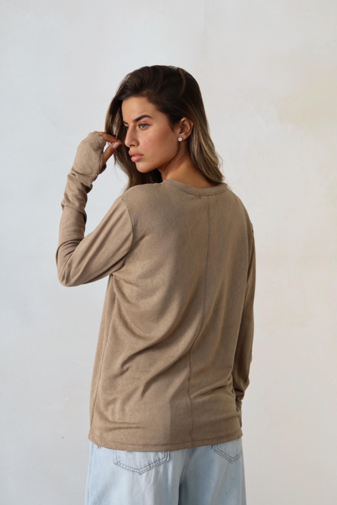 B46596ae F037 4e48 8cfc 0156d5d7b040