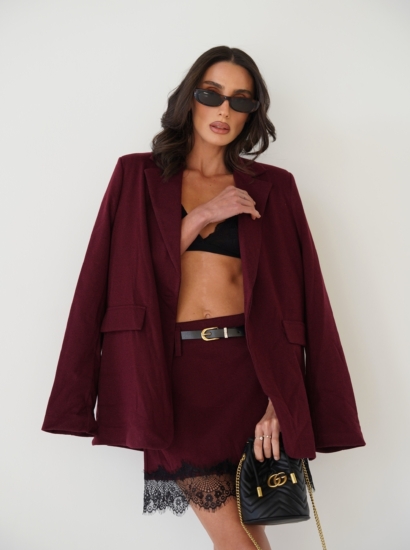 סט חצאית שילוב תחרה + בלייזר