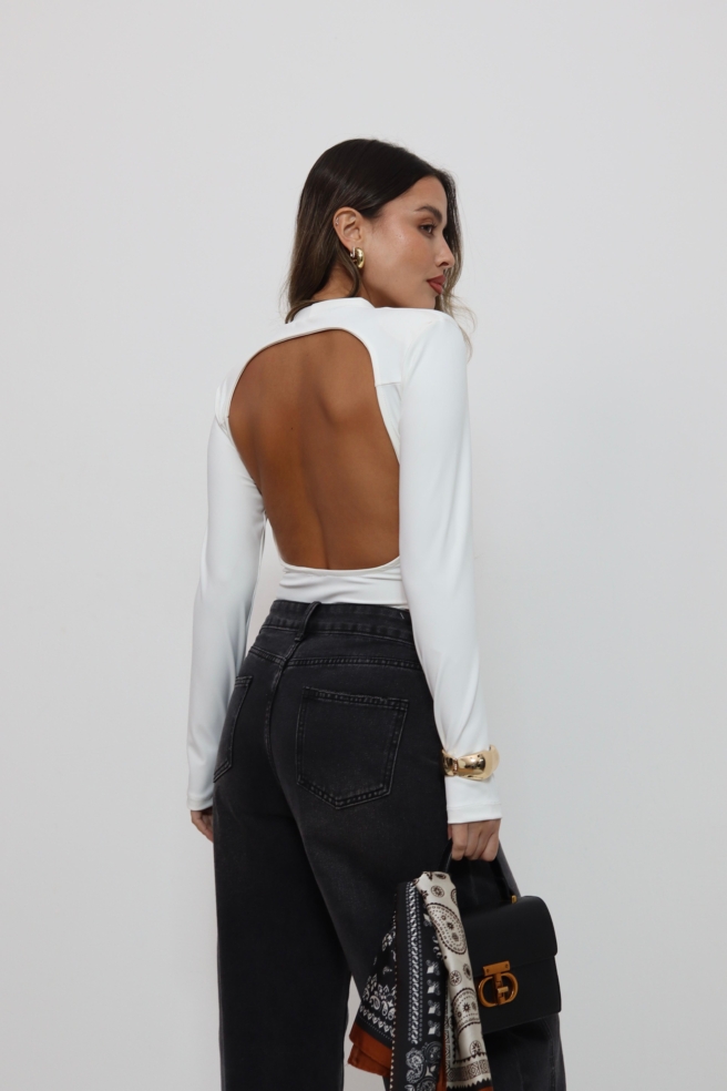 04681cf8 3279 4039 9202 9a565b14a224