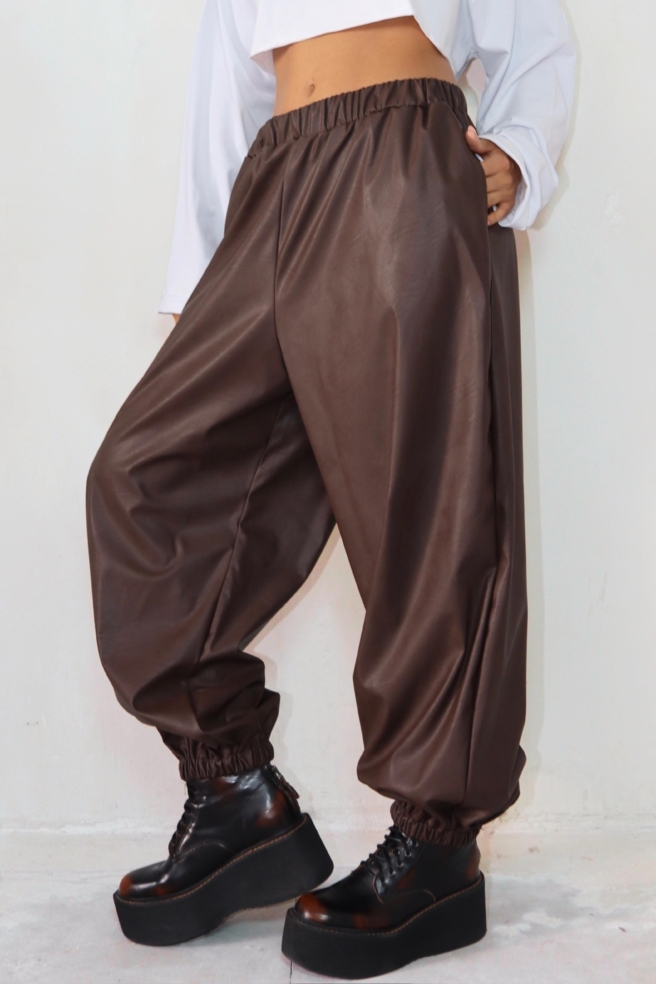 3325f6f4 21ed 489f A7cc 9489a330f8e1