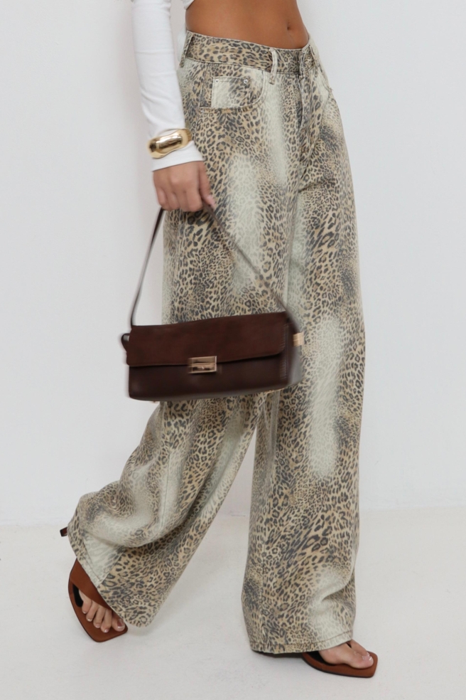 53376795 79c7 4463 8004 6725b6b874ca