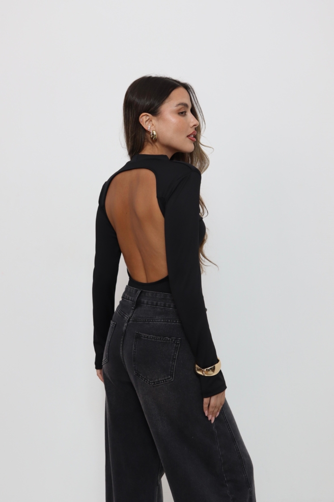 5fbfdb39 F4dc 4cc1 825b 542ef21b3857