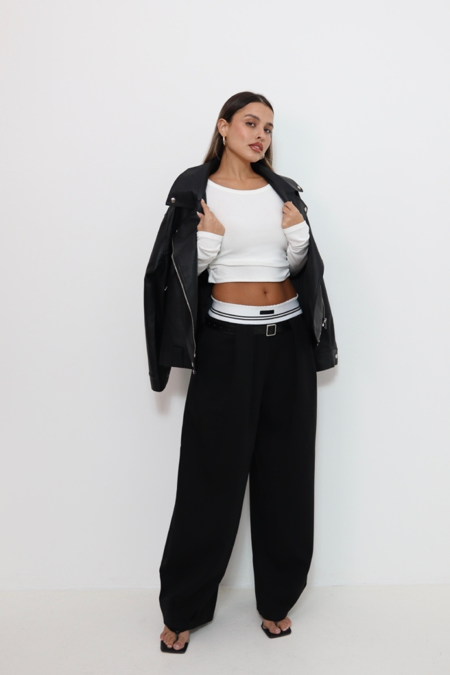 81d4b309 F657 4a1a 8c1c 4bffeb7c1e22