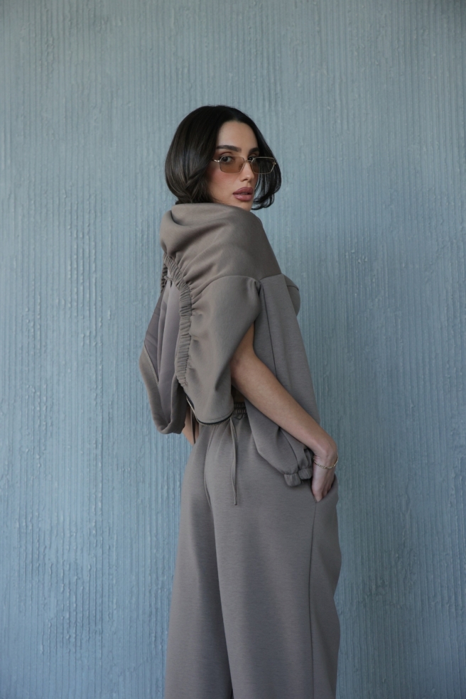 84b5adb0 Eb83 4f00 89f7 C3490d4e335d