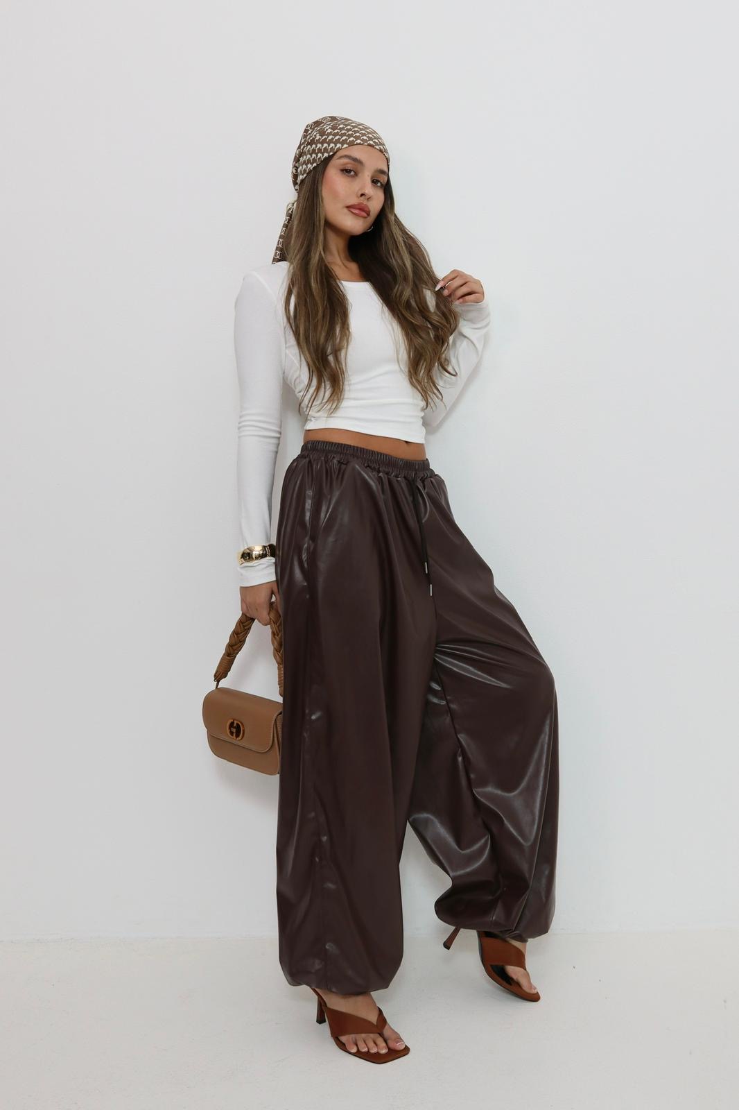 854efda1 76a0 43f4 B61f Abe194c2bf6c