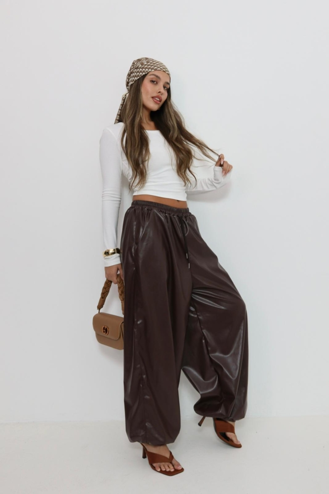 8987fb1c 636a 48db 83d9 3b7fa24878b9