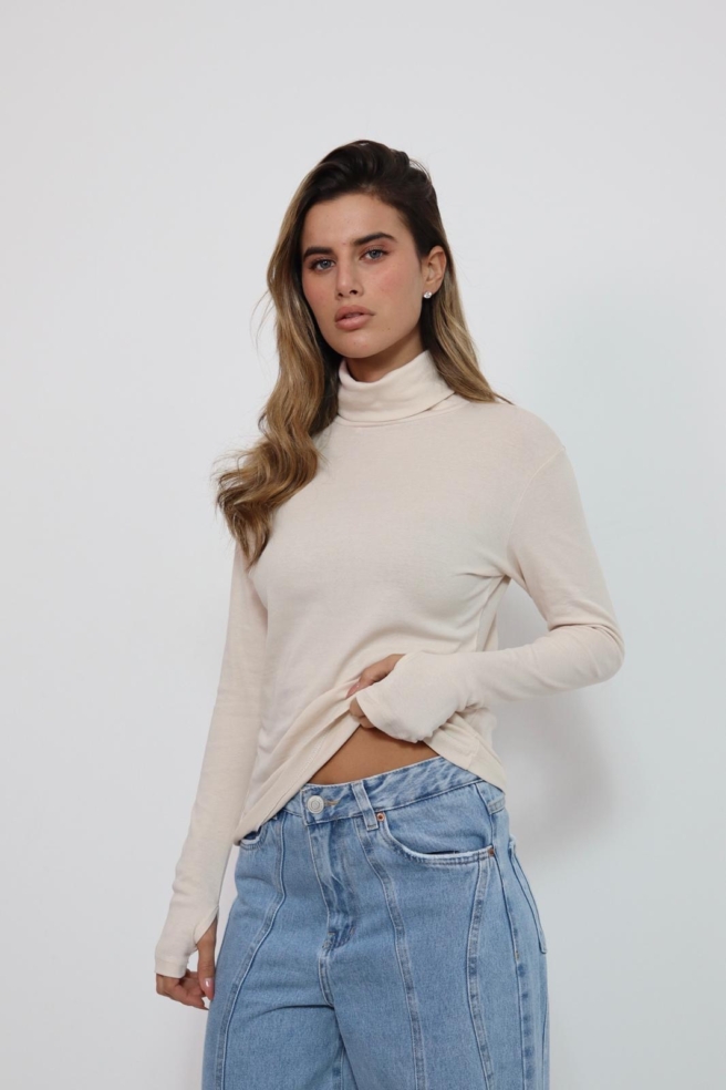 99d8ca9b A8ba 4ea2 B579 33433ef43120