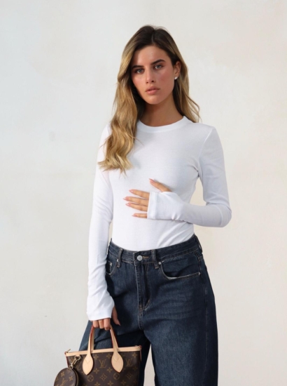 בגד גוף בייס כפפה