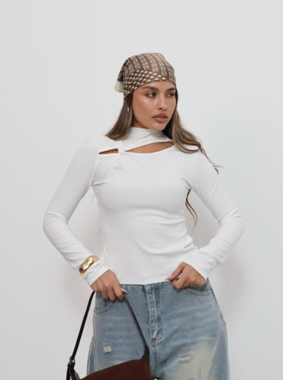 חולצה פתח אסימטרי