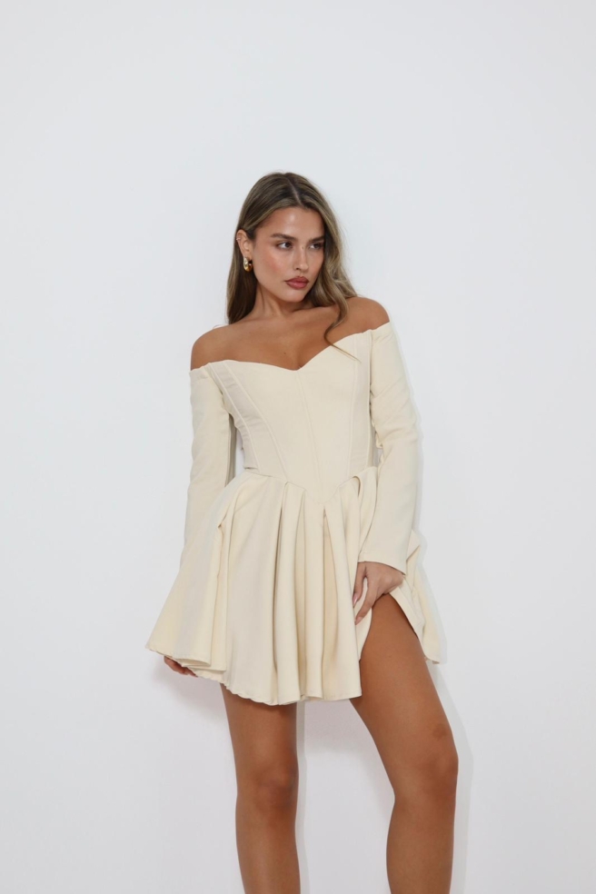 Dd7f1305 92a4 444c A92b Aab799a89310