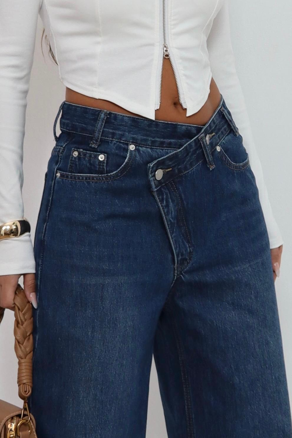 E9f07473 9ad3 47ee B28d 4d32d2c46f8a