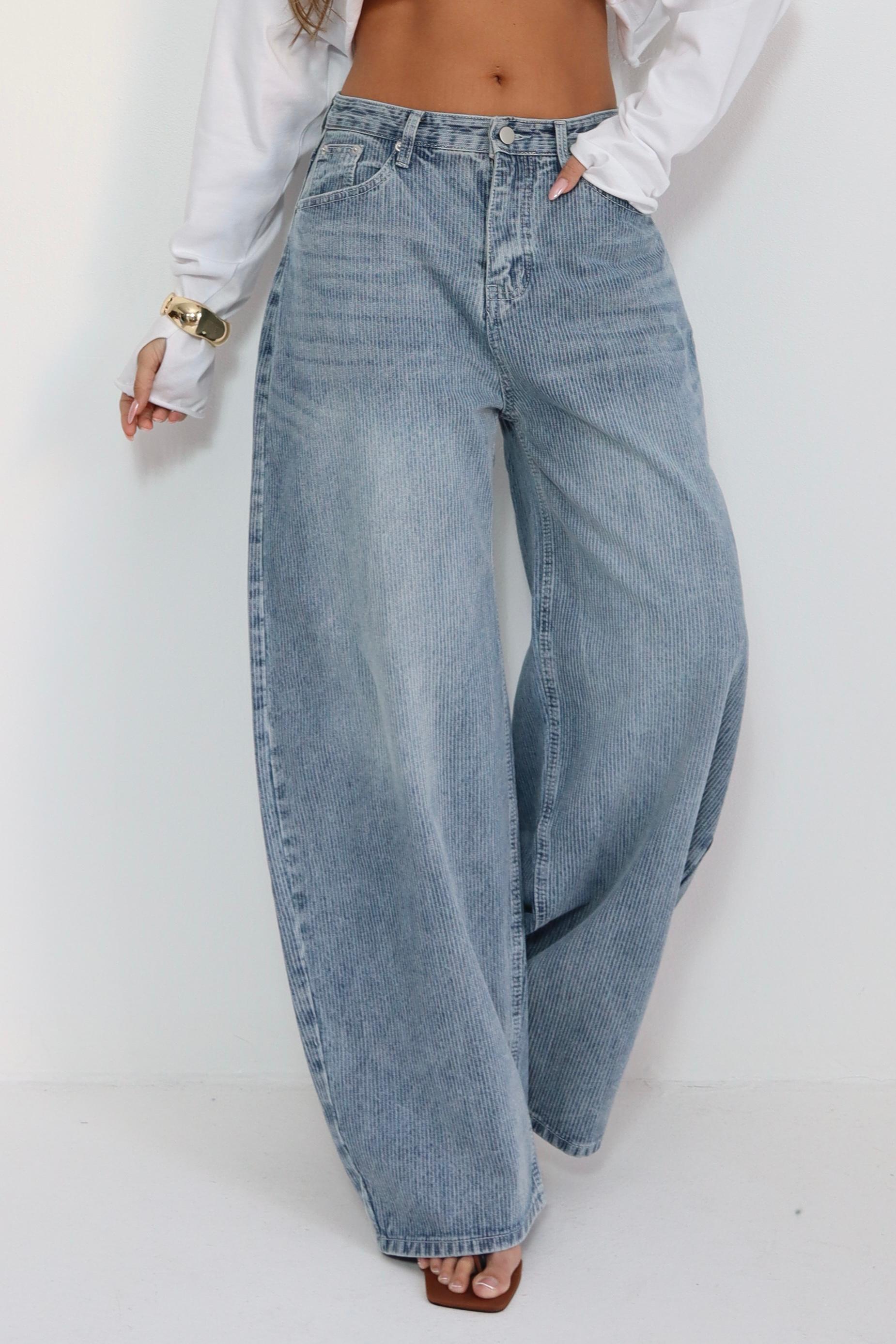 Ee525241 30b0 4504 A5ac 56e3ec03e0ef