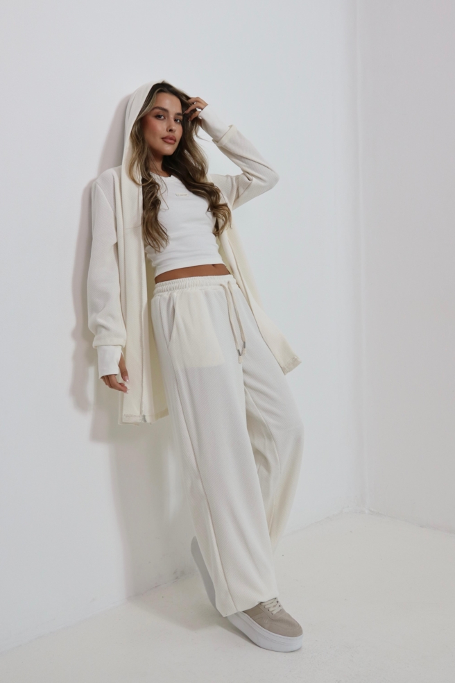 0c7c423b D832 4575 B7da 3b7348e19328