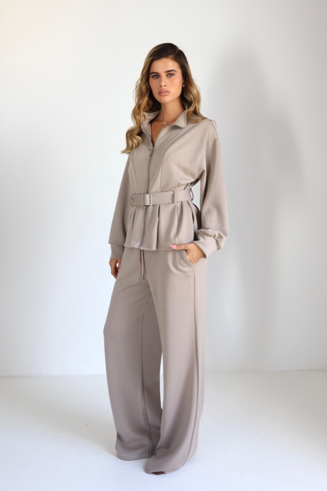 133b2b30 78dc 4aac A9cb 1c16b1b40d1b