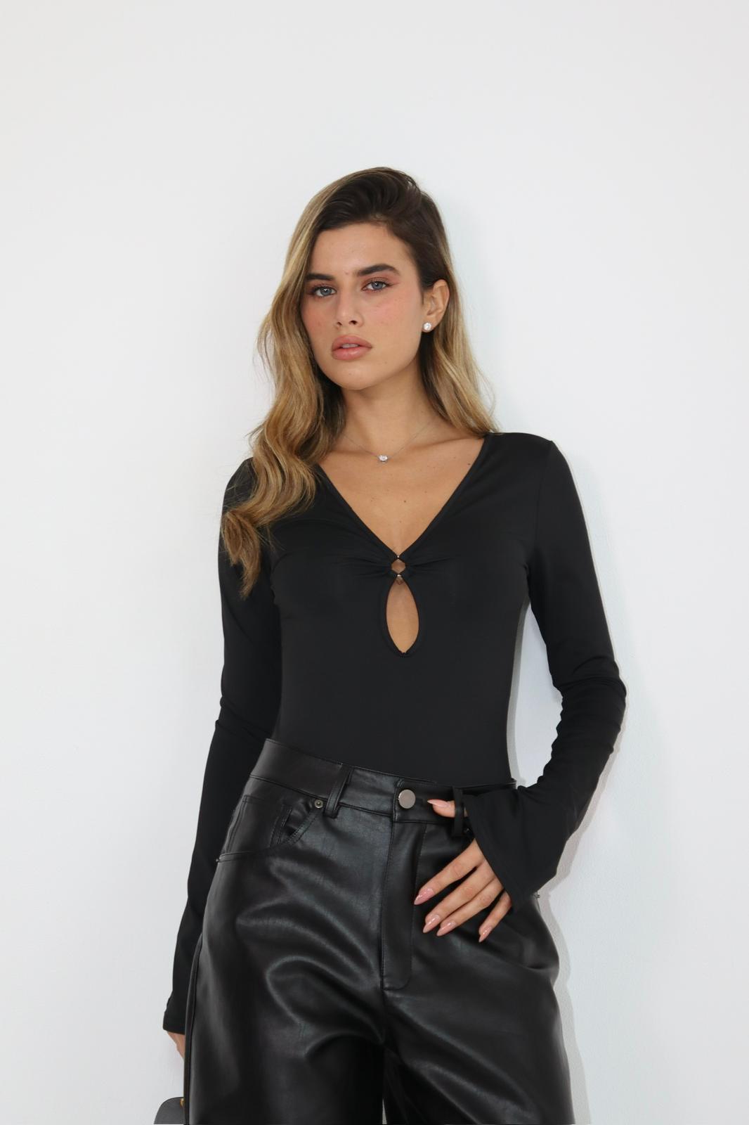 1ffee36b 8c8a 4c37 B2e8 3558ca345d19