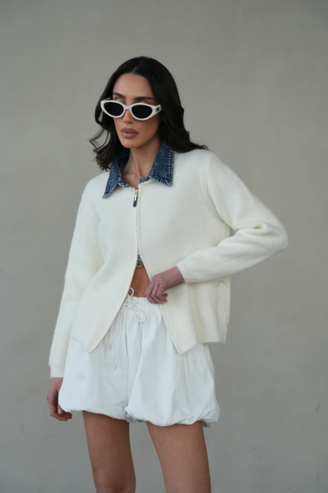 2ad29c1e B87b 4049 934d Bd073f567a38