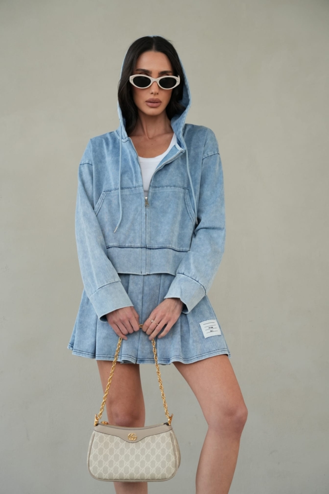 2b2ef86b 0c87 4a72 Ab72 329afefab39a