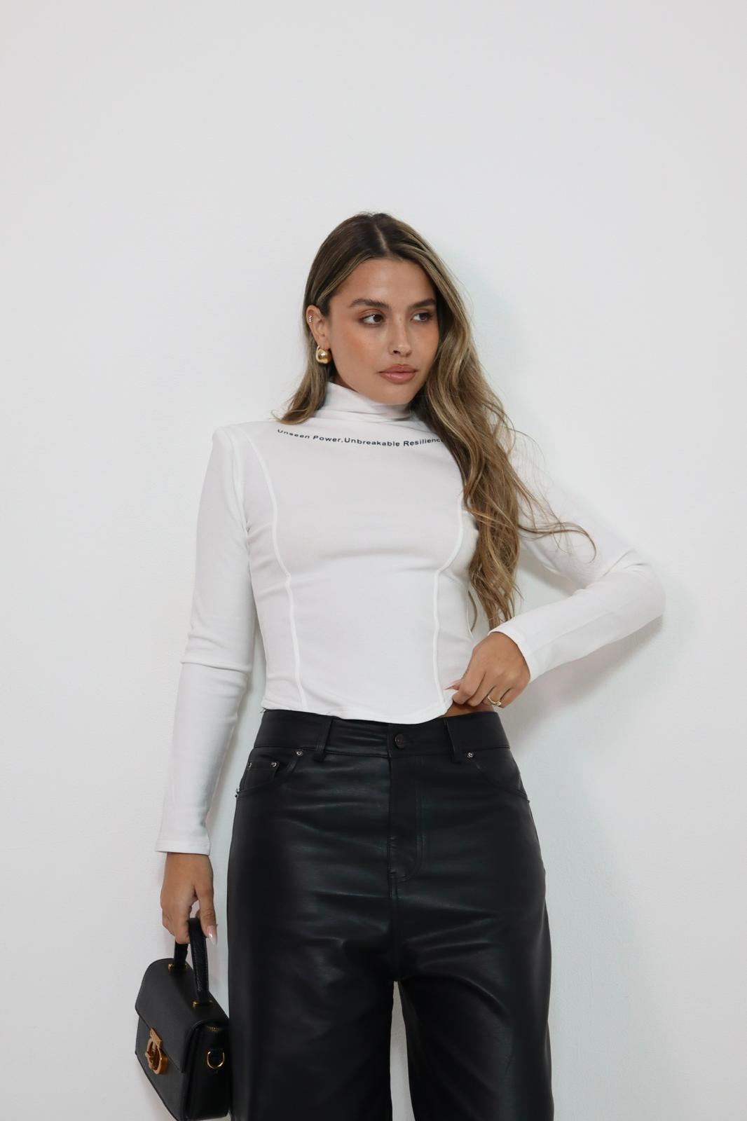 2b683ff2 2b2c 48b6 8843 58a42439c893