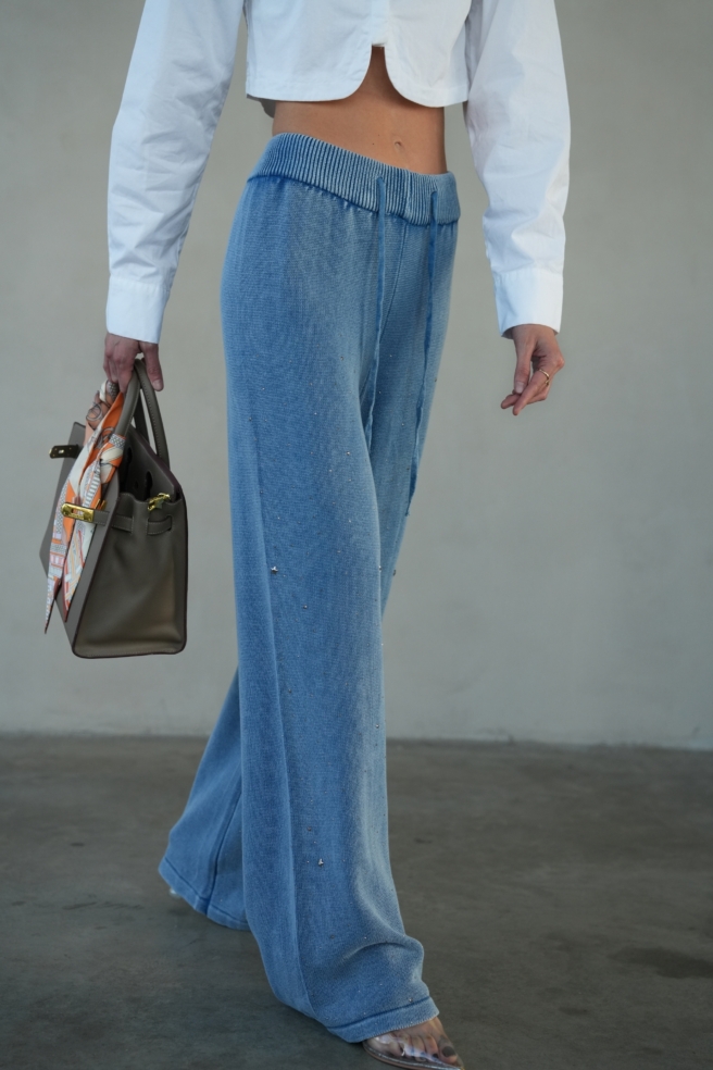 4c436be7 Cc8c 4b75 B04b 0e2a43149c9f