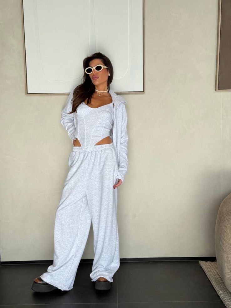 4c4e46f6 0189 40d4 B627 8f8be9a48eae