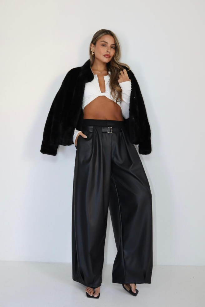 5596e980 A31d 4192 8085 649f9f9f018a