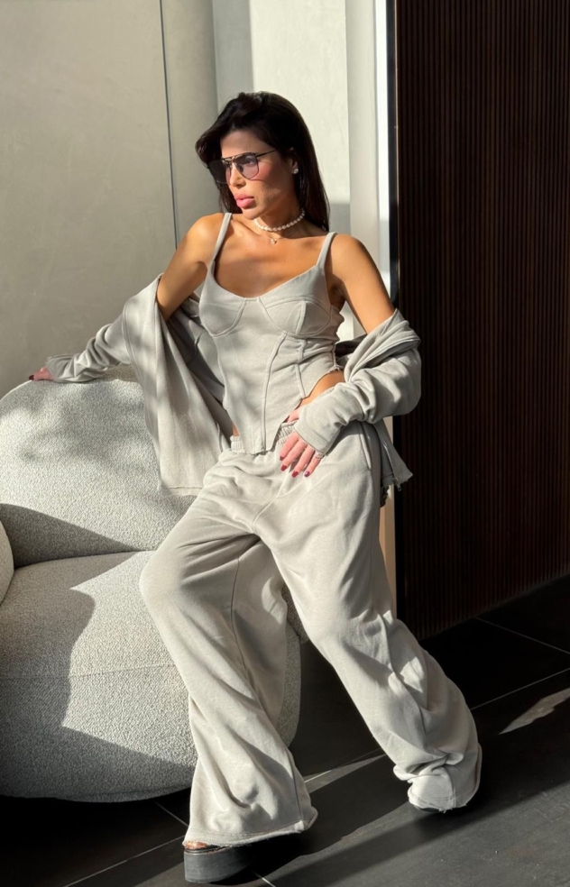 5c4e88a3 D983 4928 8340 953fb621d429