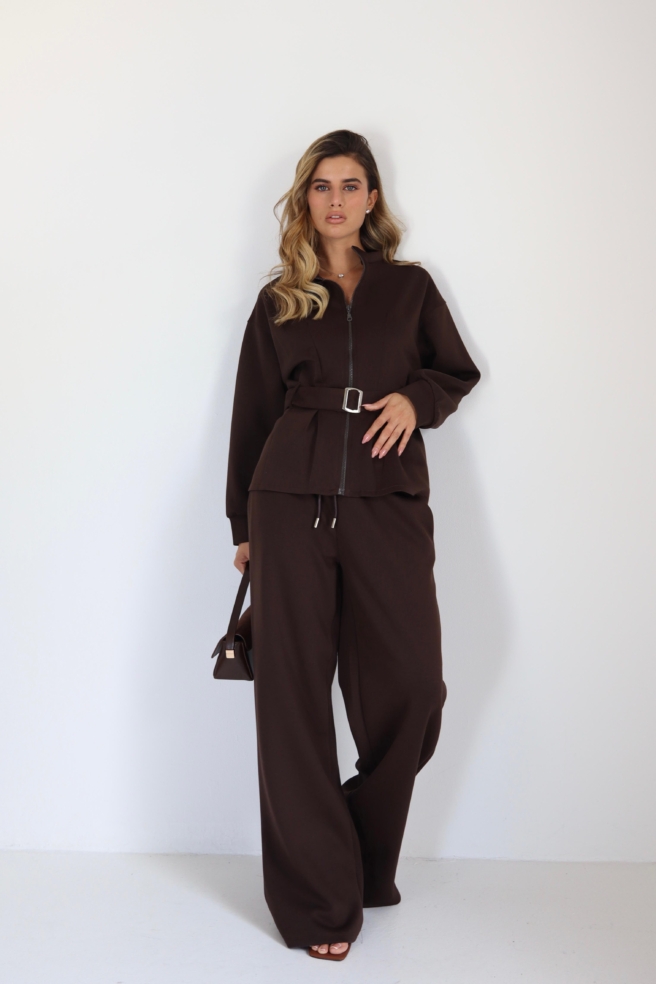 713fd746 906d 4698 9165 879e946649f4