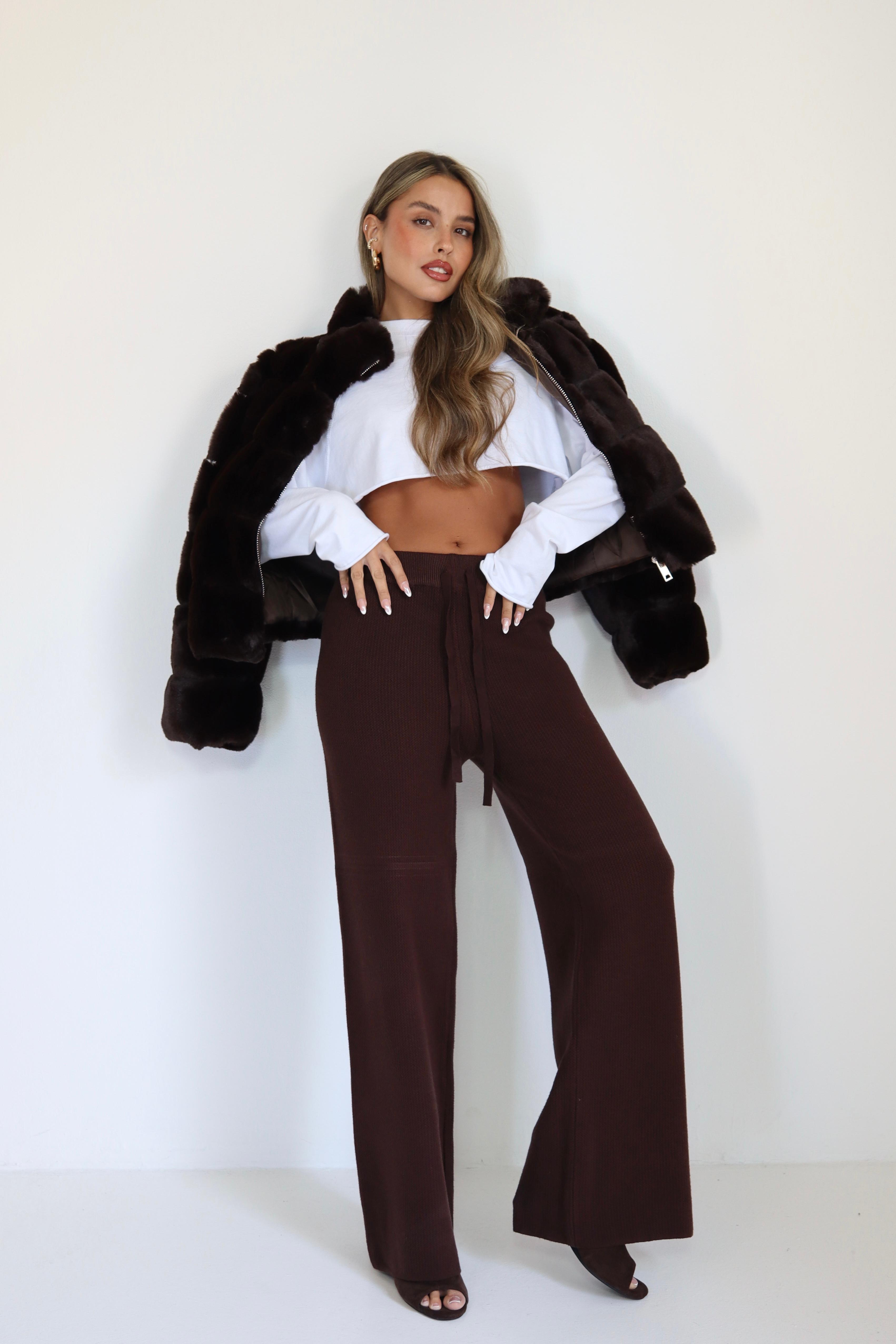 B568bbd9 2296 4763 8910 D762063652fe