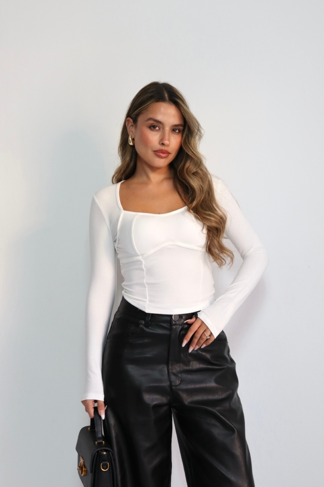 D1b15660 Fe22 40d0 A66e F2452ed70440