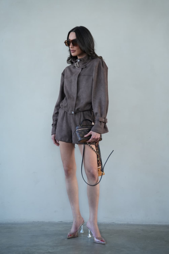 D8681086 9c6b 417c Ae8c C761ea3e39ba