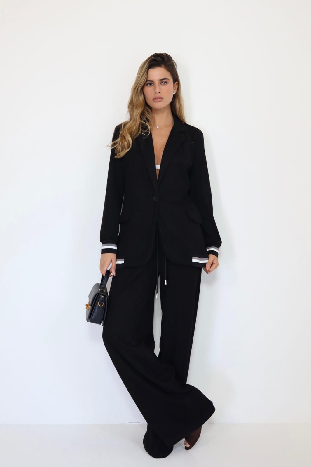 D9a432bc 00af 46de B31e 79fab3215cb4