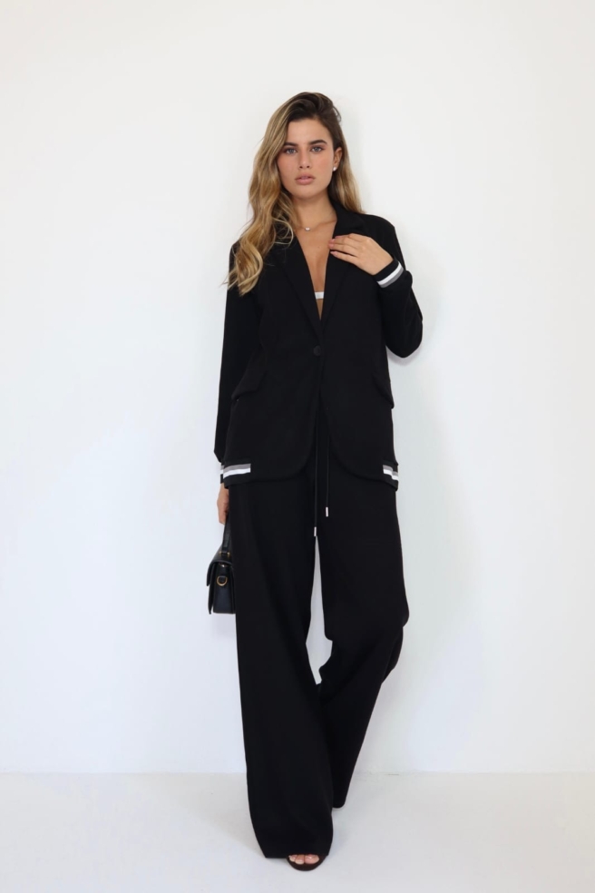 Dc3ee408 4158 470f B3e2 8a6533f96c86