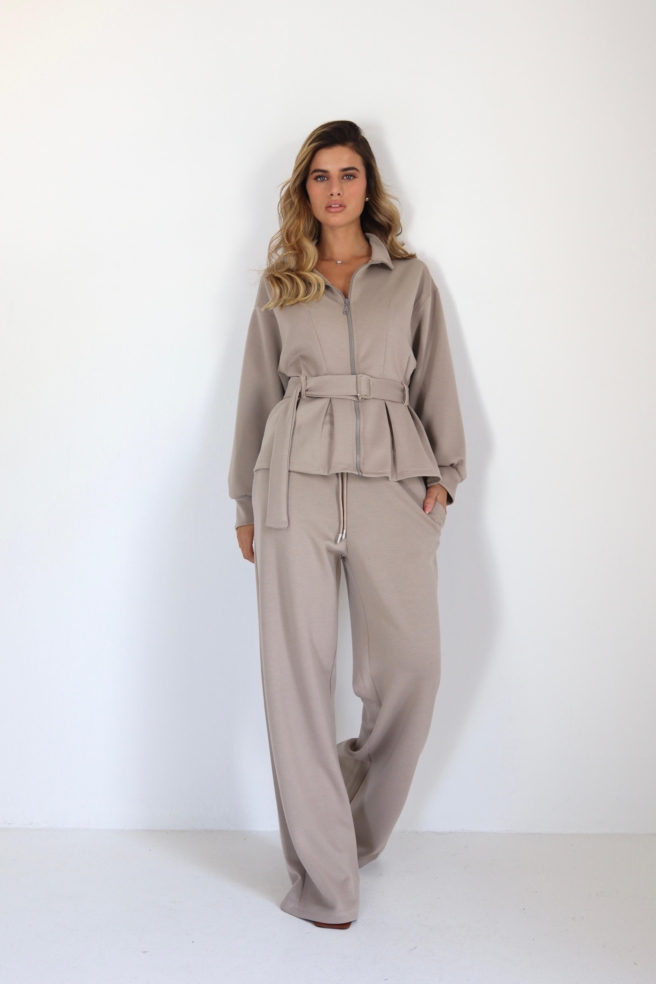 E6444e0f E216 4048 A165 67f7a6f2c11b