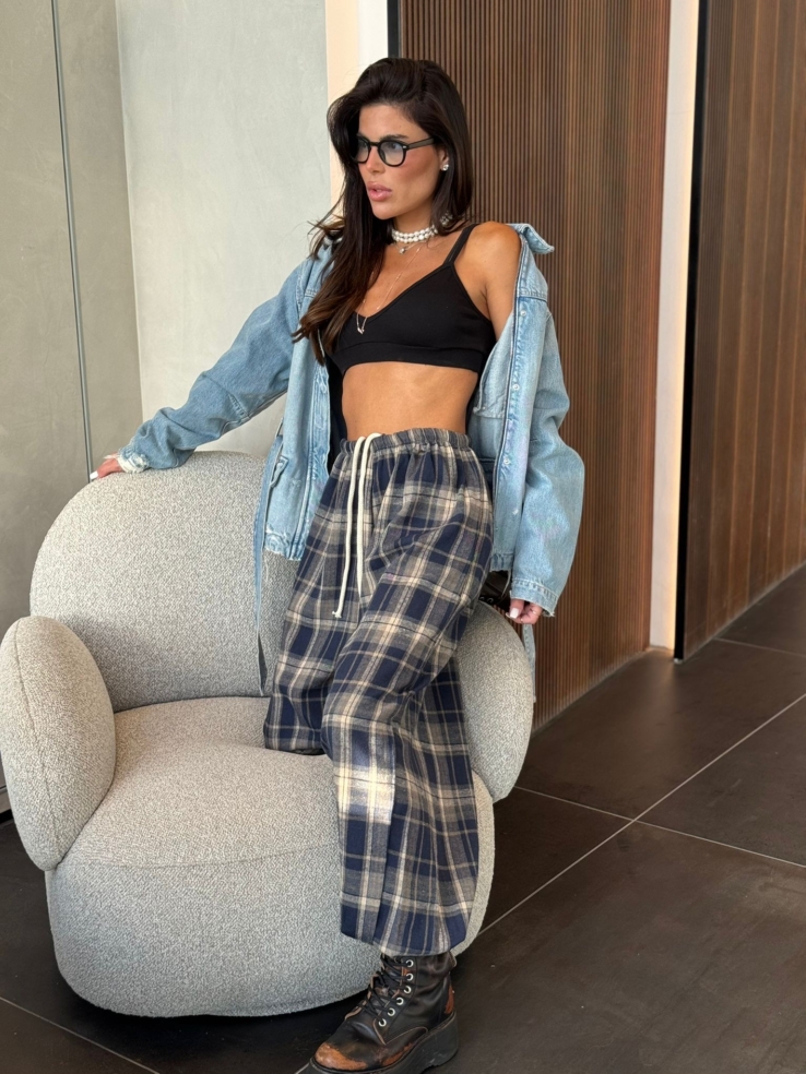 E67023ff Ecc6 41e4 9920 2eb41fc1066d