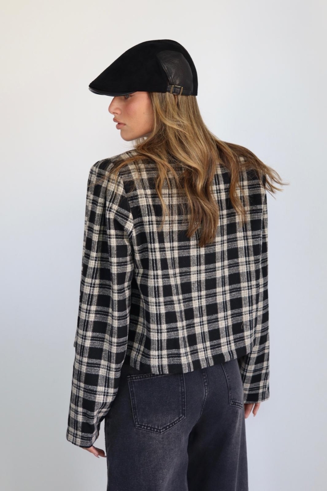 Eed51342 2894 49aa Aee0 47ebeab2a043