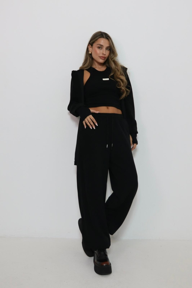 Fb1189a8 4e4d 4483 8d84 D8fa017557cc