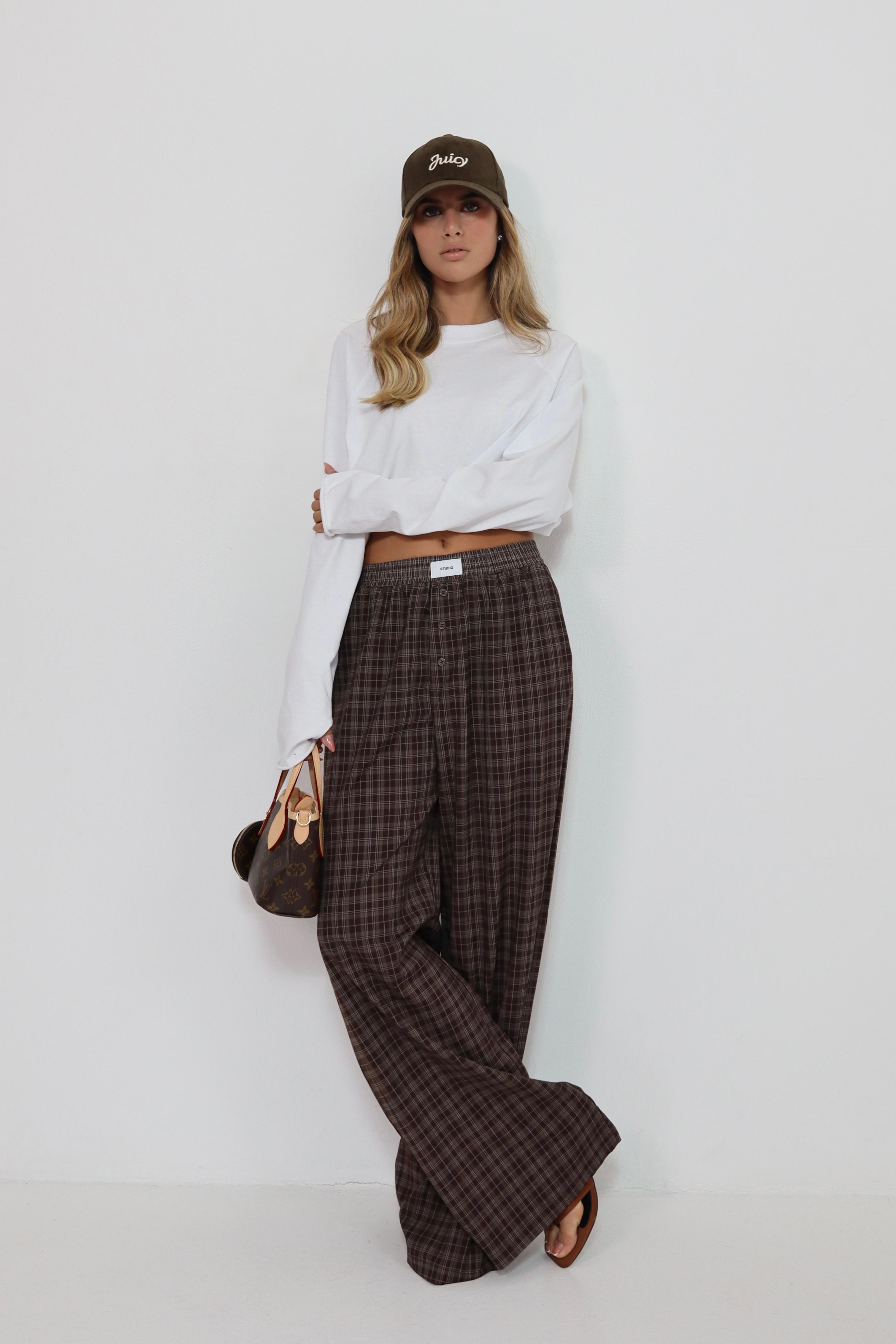 Fd1b5885 Aa72 4dd1 823e 6a760daf05bf