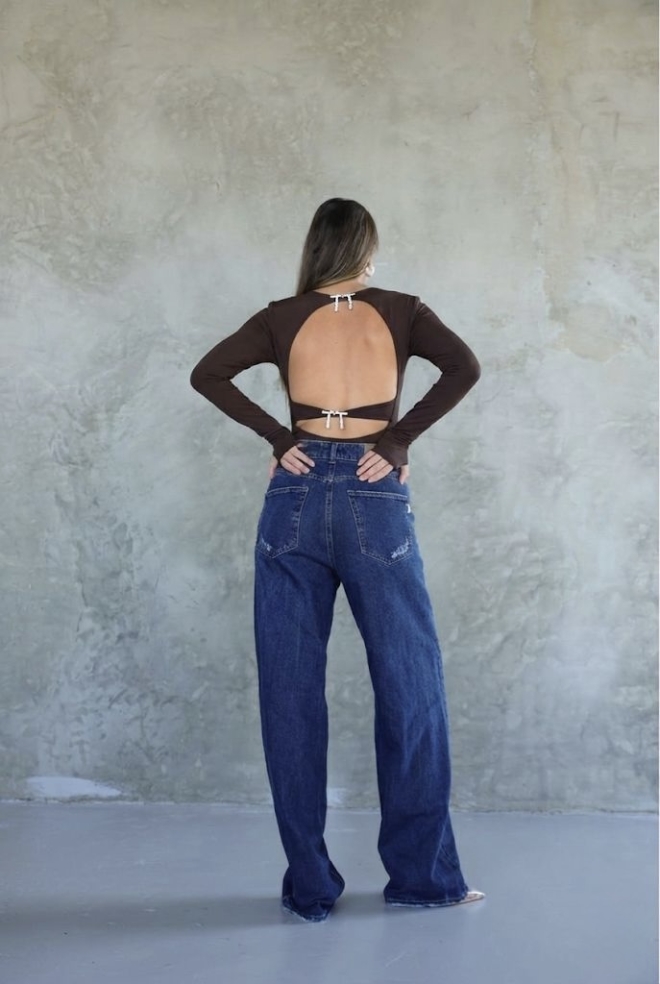 03791992 070f 47a7 9101 F12eaa2ab599