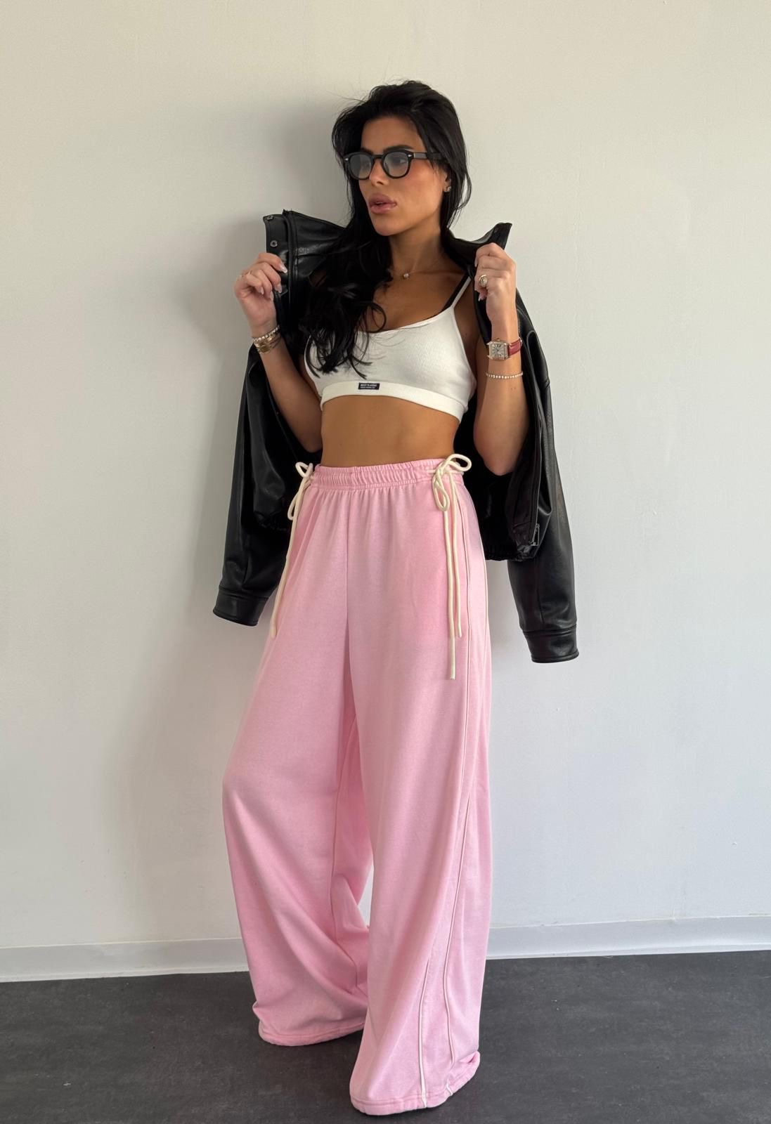 041c64b3 F218 41a7 A80a Dbe887d1d368