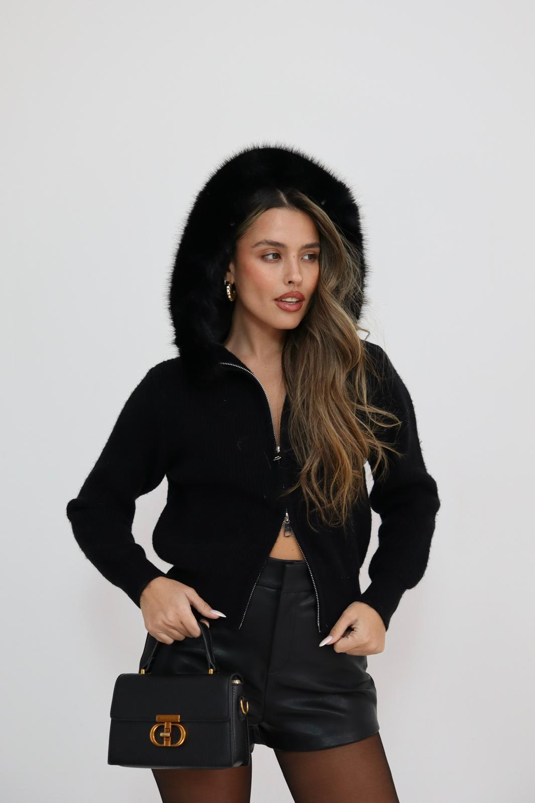 14e2db1d D3bc 4c10 Bb86 Ee43b5eb9fe7